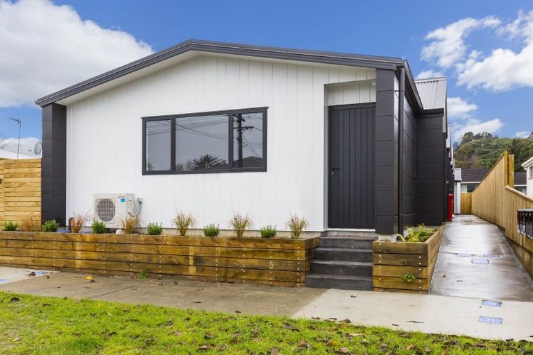 Photo of property in 4/6 Exchange Street, Ebdentown, Upper Hutt, 5018