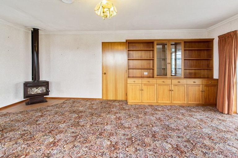 Photo of property in 19 Timaru Road, Waimate, 7924