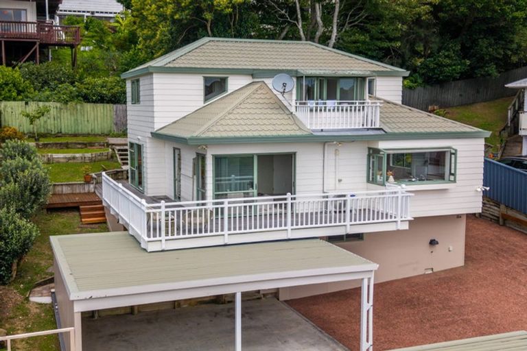 Photo of property in 2/21 Bonito Place, Bayview, Auckland, 0629