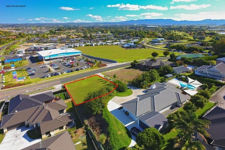 Photo of property in 8 Tralee Street, Omokoroa, 3114