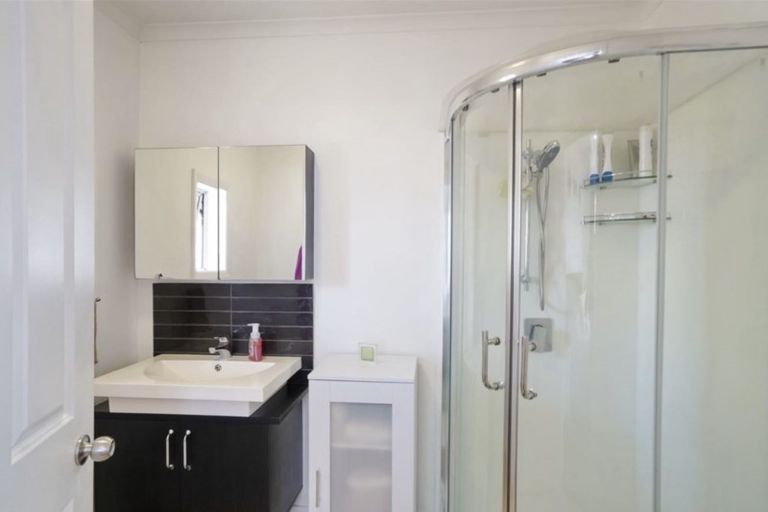 Photo of property in 12 Everest Street, Burnside, Christchurch, 8053