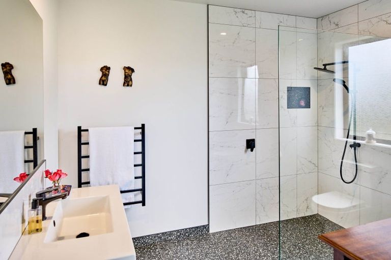 Photo of property in 41 Hudson Place, Paraparaumu, 5032