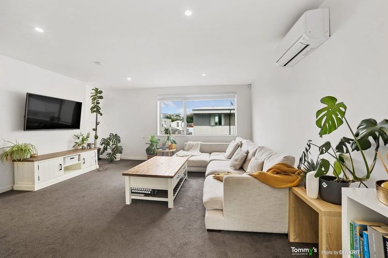 Photo of property in 27/31 Princess Terrace, Newtown, Wellington, 6021