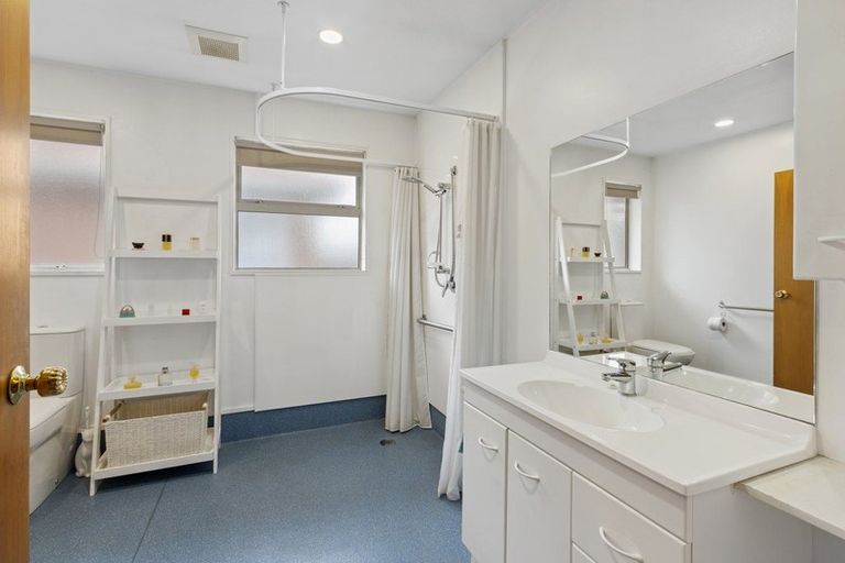 Photo of property in 5a Greenwood Close, Mairehau, Christchurch, 8013