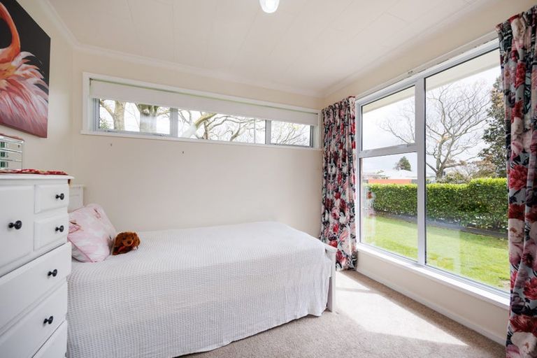 Photo of property in 393 Ruahine Street, Terrace End, Palmerston North, 4410