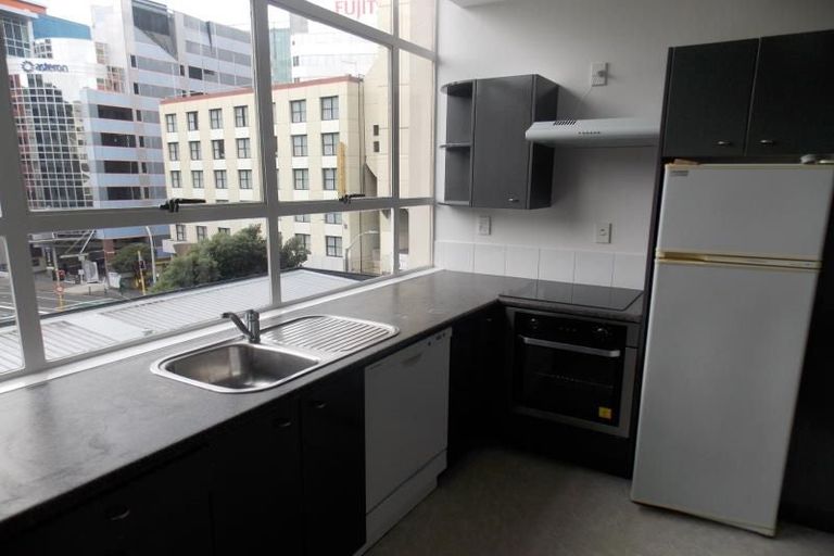 Photo of property in Hume House, 10/152 The Terrace, Wellington Central, Wellington, 6011