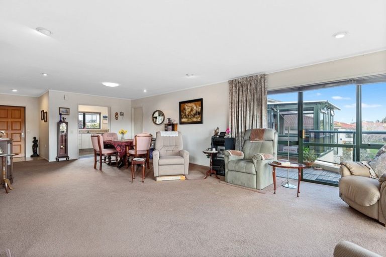 Photo of property in 63 Grosvenor Gardens, Flagstaff, Hamilton, 3210