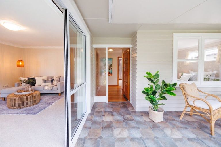 Photo of property in 6 Ruha Street, West End, Palmerston North, 4412