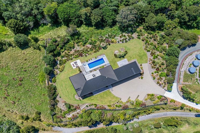 Photo of property in 983b Hibiscus Coast Highway, Waiwera, Orewa, 0994