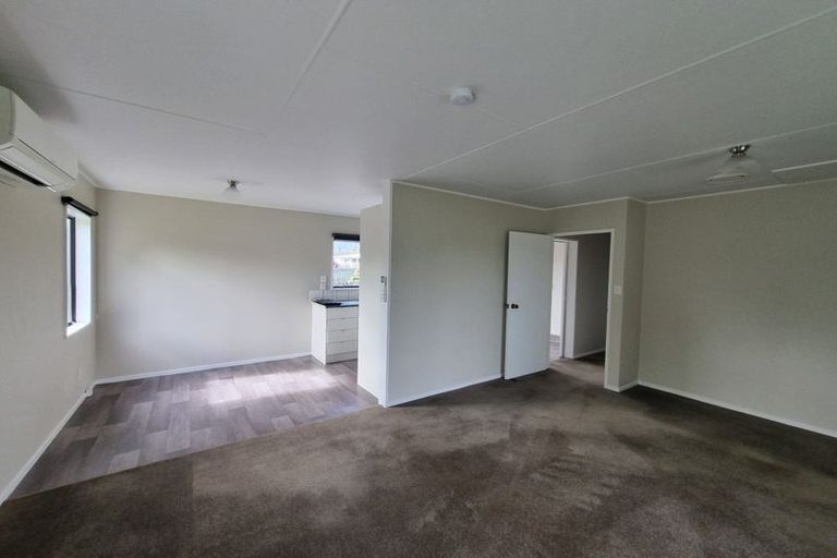 Photo of property in 31 Dickens Street, Owhata, Rotorua, 3010