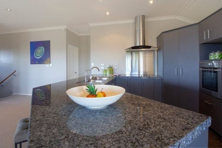 Photo of property in 10 Clansman Terrace, Gulf Harbour, Whangaparaoa, 0930