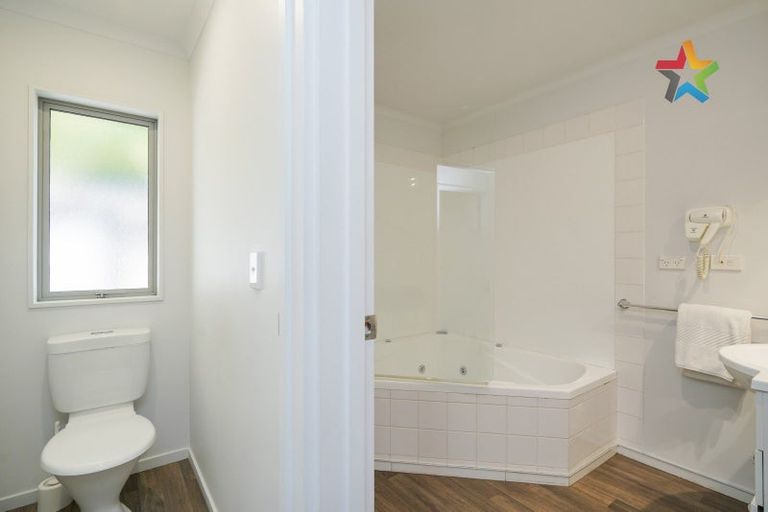 Photo of property in 12a-c Camden Street, Turnbull Thomson Park, Invercargill, 9810