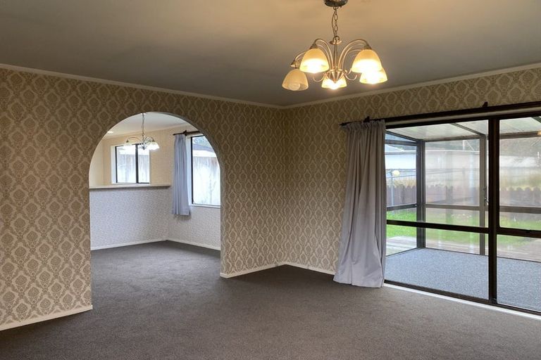 Photo of property in 343 Wellington Road, Wainuiomata, Lower Hutt, 5014