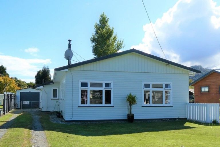 Photo of property in 22 Pitt Street, Runanga, 7803