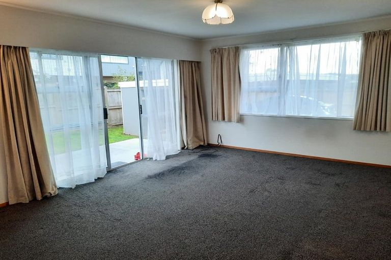 Photo of property in 129 Gardner Avenue, New Lynn, Auckland, 0600