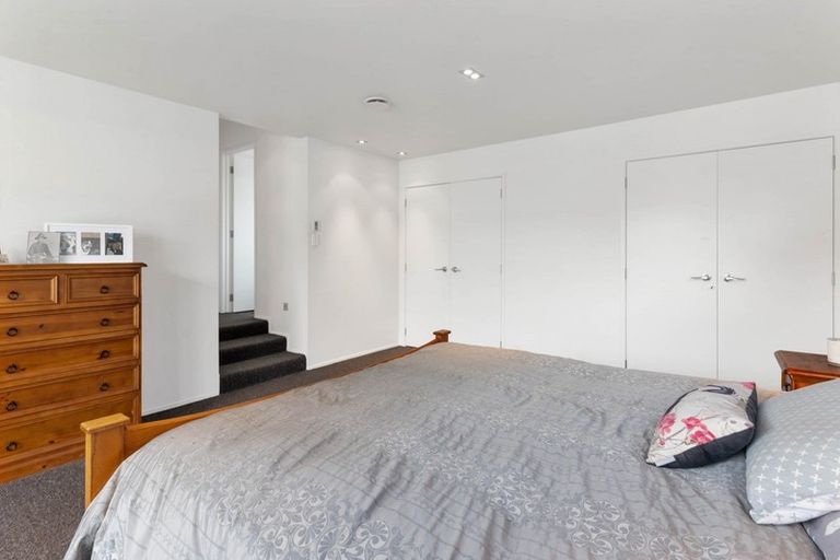 Photo of property in 8 Taurus Place, Kawaha Point, Rotorua, 3010