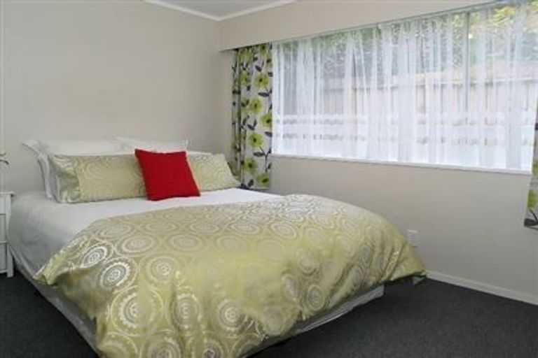 Photo of property in 153 Main Road, Tawa, Wellington, 5028