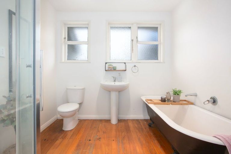 Photo of property in 5 Mitchell Grove, Ranui, Porirua, 5024