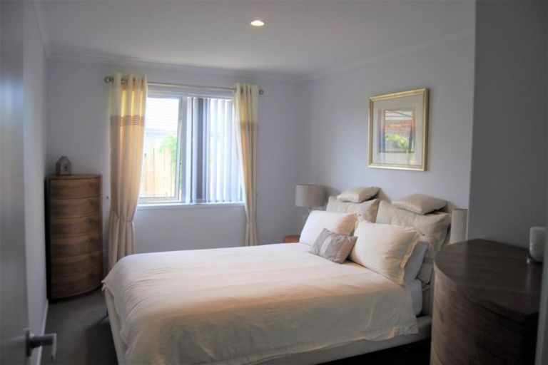 Photo of property in 45 Kowi Lakes Drive, One Tree Point, 0118