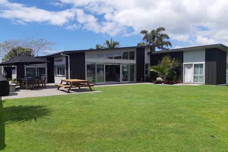 Photo of property in 20 Captain Wood Avenue, Whitianga, 3510