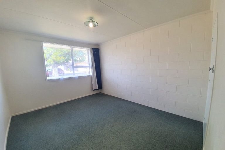Photo of property in 1a Massey Street, Palmerston North, 4414