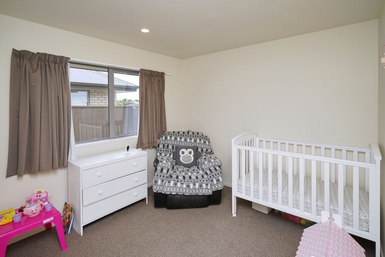 Photo of property in 23 Charente Way, Yaldhurst, Christchurch, 8042