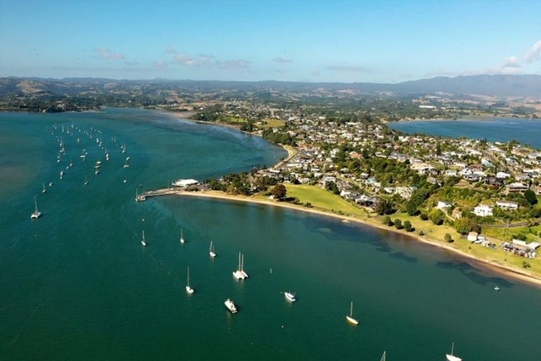 Photo of property in 21 Ridge Drive, Omokoroa, 3172