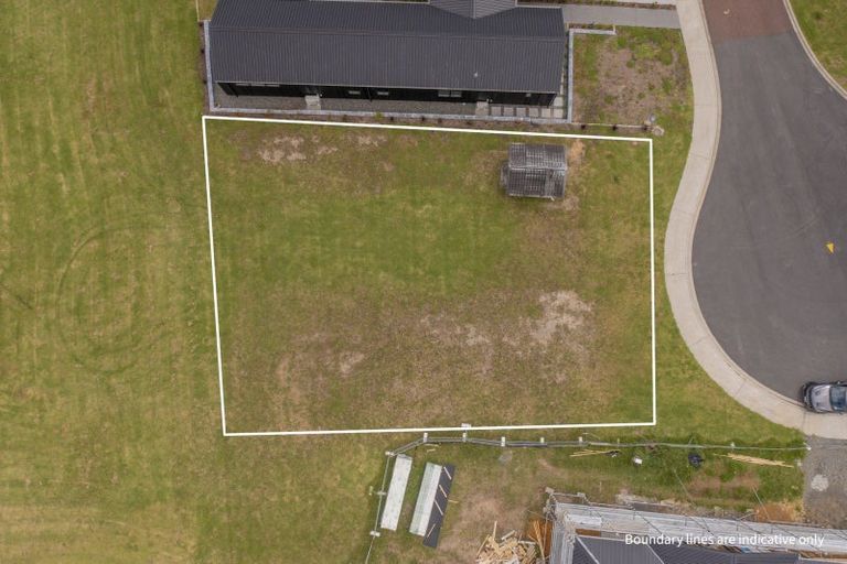 Photo of property in 16 Ian Hopper Way, Pauanui, 3579