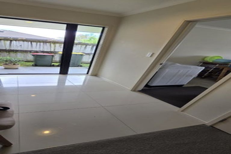 Photo of property in 28 Sirius Crescent, Rototuna North, Hamilton, 3210