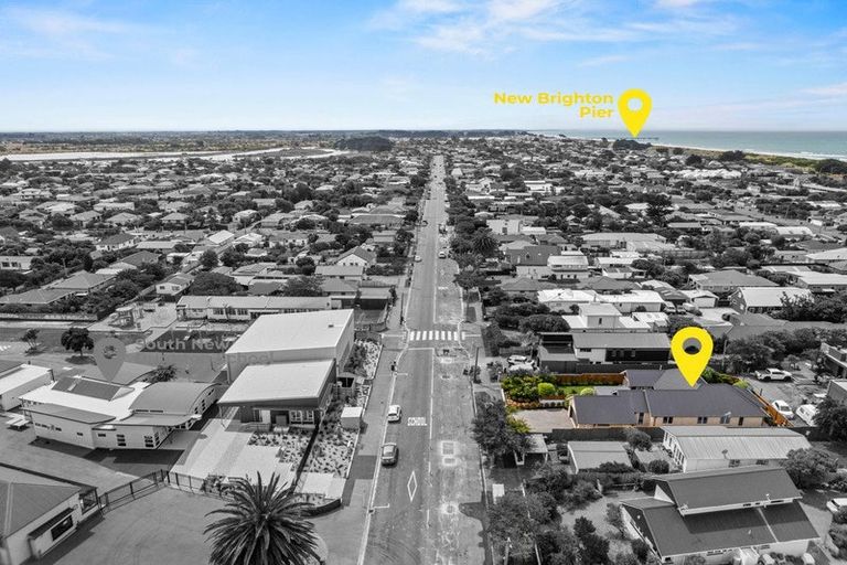 Photo of property in 165 Estuary Road, South New Brighton, Christchurch, 8062