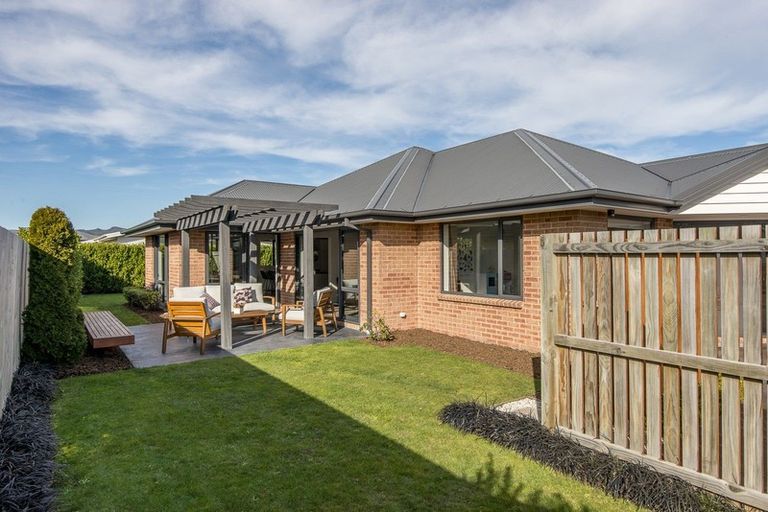 Photo of property in 36 Meyer Crescent, Halswell, Christchurch, 8025