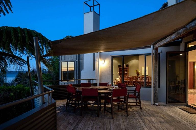 Photo of property in 35d Grand Vue Road, Kawaha Point, Rotorua, 3010