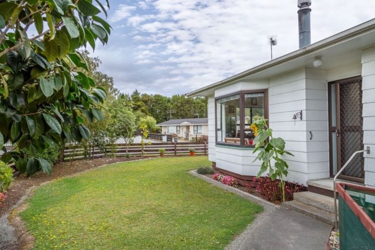 Photo of property in 8 Deller Grove, Silverstream, Upper Hutt, 5019