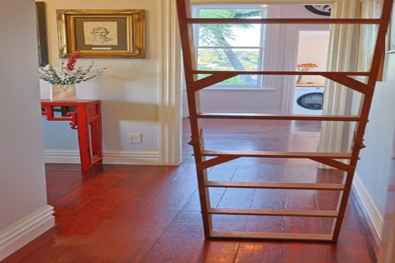 Photo of property in 53 Todman Street, Brooklyn, Wellington, 6021