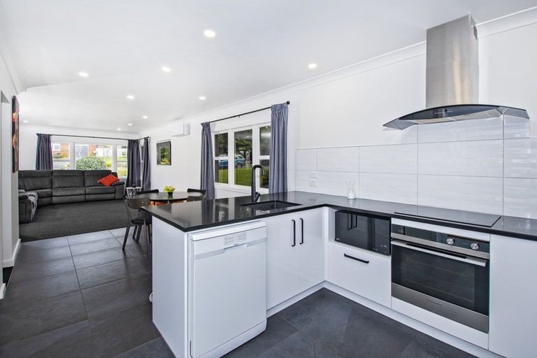Photo of property in 31 Crawford Crescent, Te Kamo, Whangarei, 0112