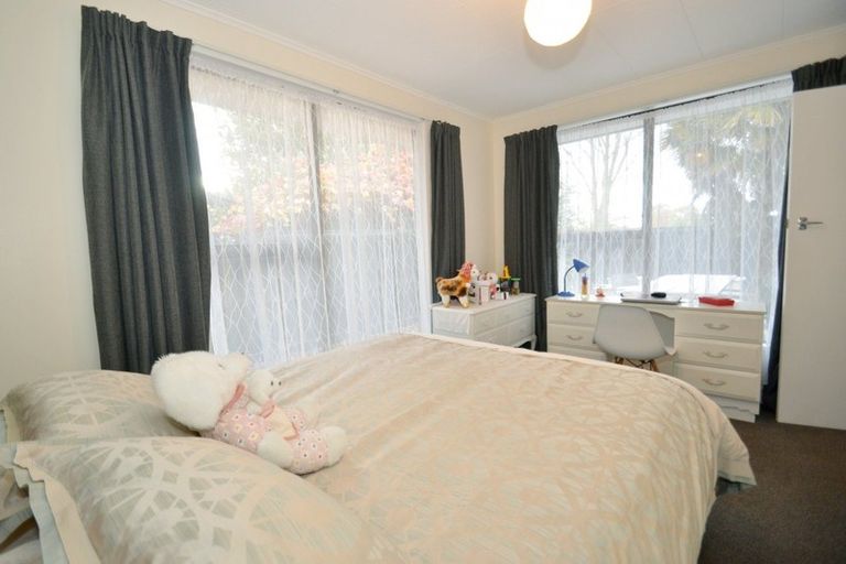 Photo of property in 2/33 Seymour Street, Hornby, Christchurch, 8042