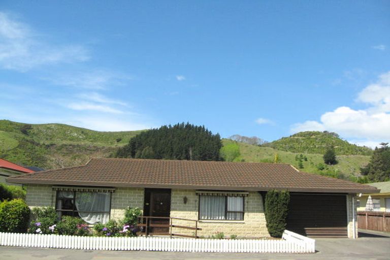 Photo of property in 55 Tasman Street, The Wood, Nelson, 7010