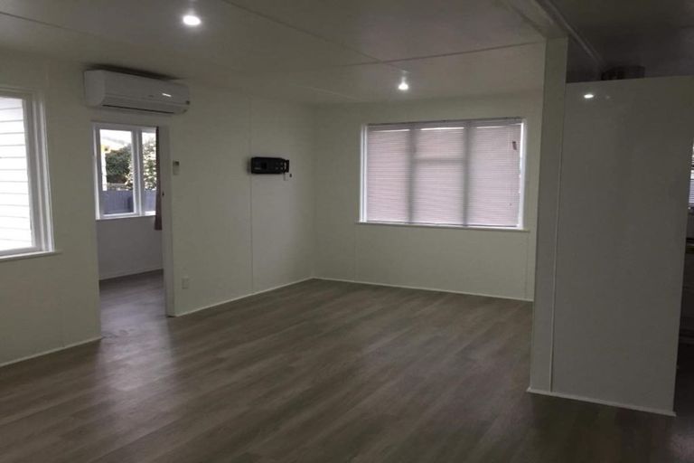 Photo of property in 1 Joseph Street, Waverley, Invercargill, 9810