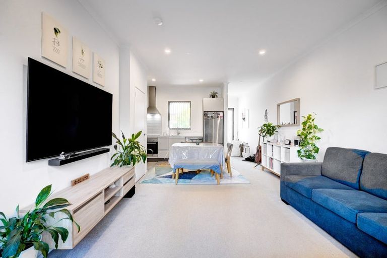 Photo of property in 105 Squadron Drive, Hobsonville, Auckland, 0616
