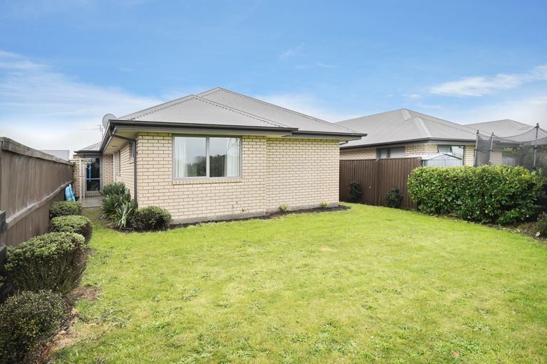 Photo of property in 23 Charente Way, Yaldhurst, Christchurch, 8042