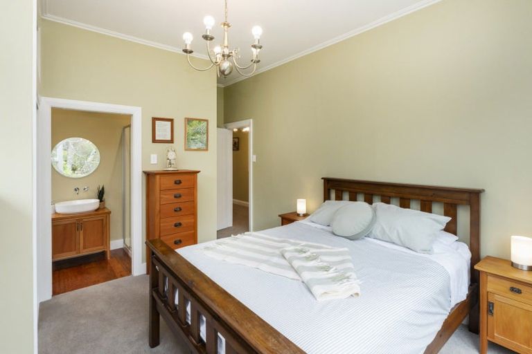 Photo of property in 14 Worsleys Road, Cracroft, Christchurch, 8025