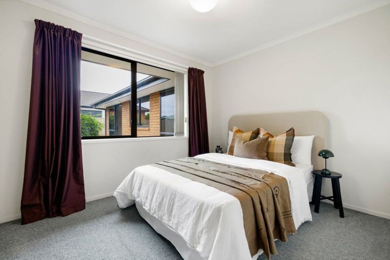 Photo of property in 12 Miers Glade, Rototuna North, Hamilton, 3210