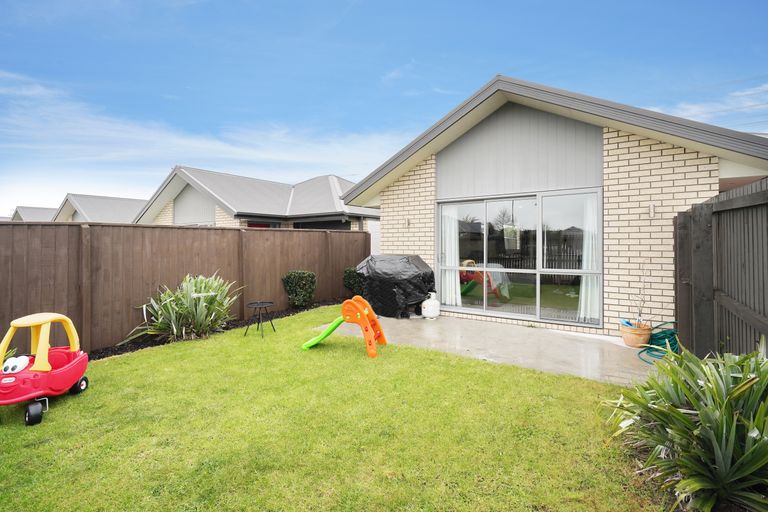 Photo of property in 23 Charente Way, Yaldhurst, Christchurch, 8042