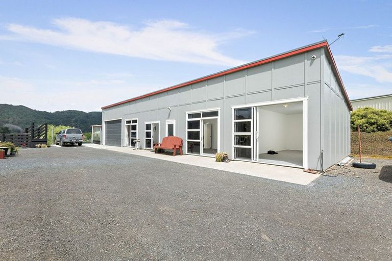 Photo of property in 71 Mangotahi Road, Thames, 3577