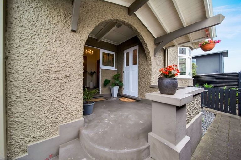 Photo of property in 246 Saint Aubyn Street, New Plymouth, 4310