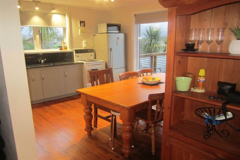 Photo of property in 42 Koe Street, Moana, 7872