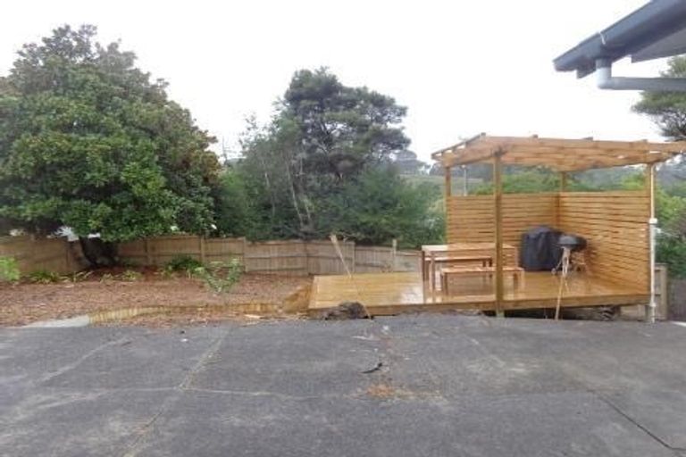 Photo of property in 1/1 Burnham Road, Waitakere, Auckland, 0816