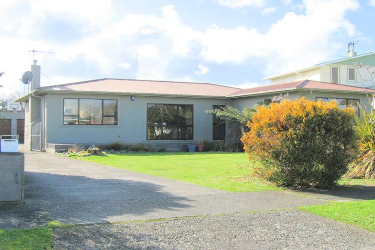 Photo of property in 8 Fairview Avenue, Feilding, 4702