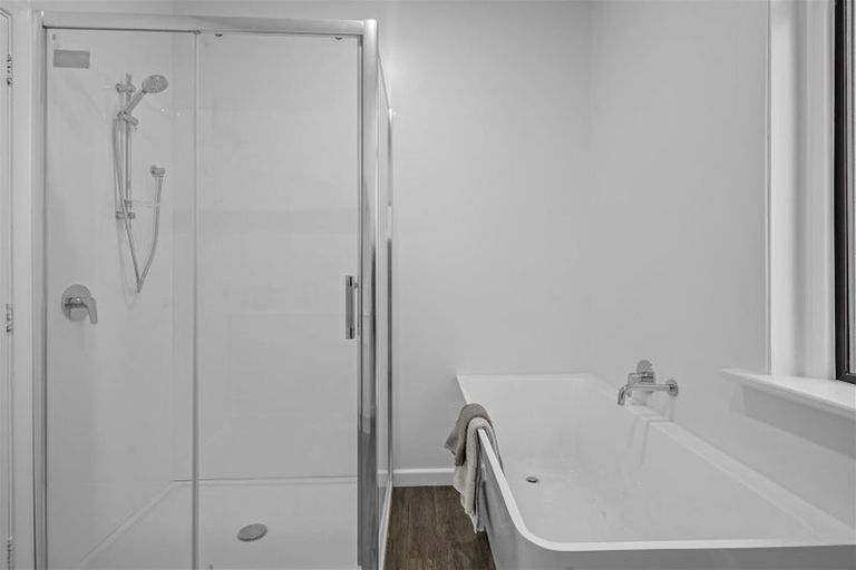 Photo of property in 12 Dyers Pass Road, Cashmere, Christchurch, 8022