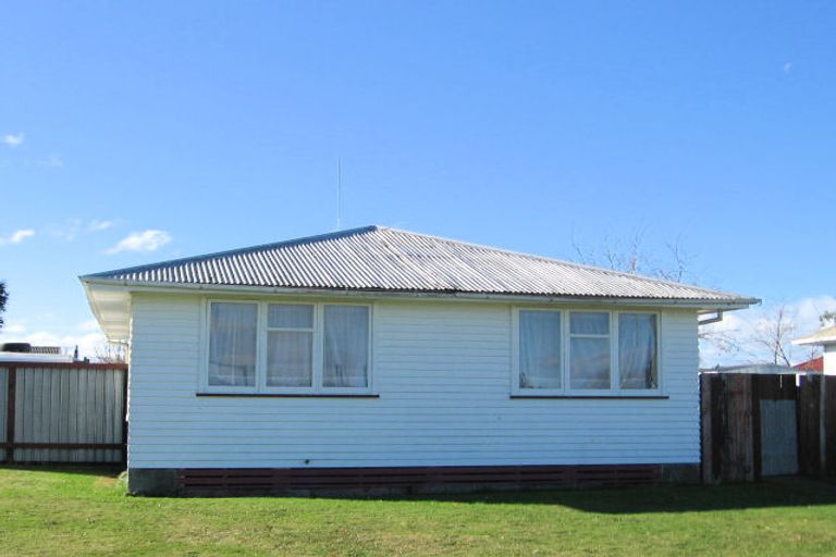 Photo of property in 24 Hislop Avenue, Onekawa, Napier, 4110